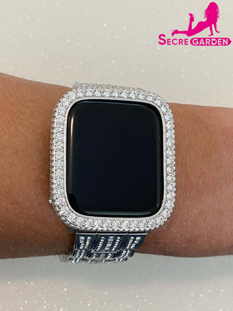 A full range of stylish Apple Watch protective cases for both men and women,