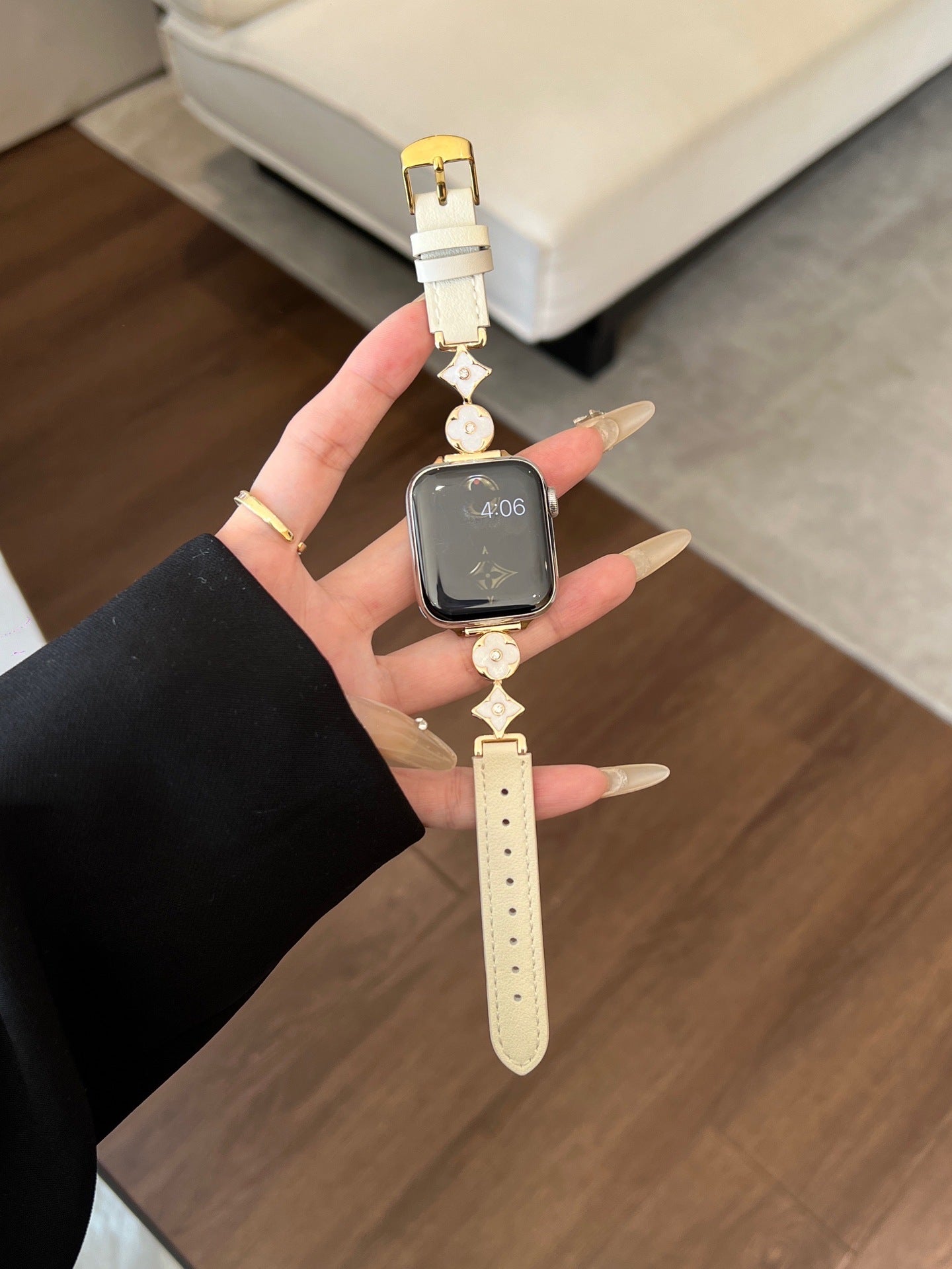 Apple applewatch leather strap cross flower women autumn and winter models