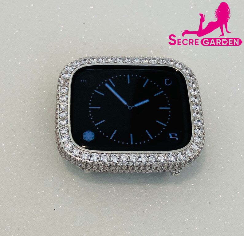 A full range of stylish Apple Watch protective cases for both men and women,